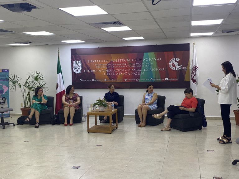 Photograph_1.jpg Photograph_1.jpg